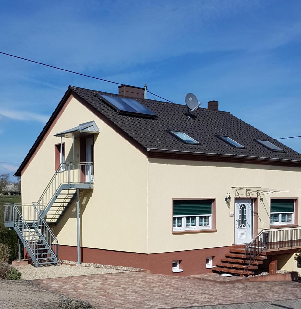 Landhaus Warndtwald Dependance Вадгассен Экстерьер фото